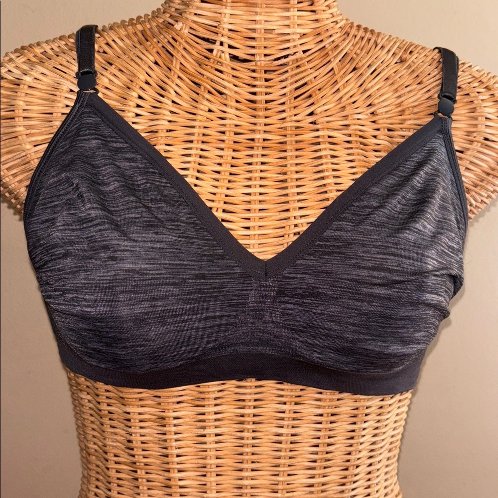 Hanes Gray V-Neck Bralette M ⭐️